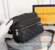 Replica L---V Messenger Black Canvas Fashion Style Sports Bag (4)_th.jpg